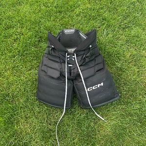 Senior Medium 2024 CCM F9 Hockey Goalie Pants (Used)