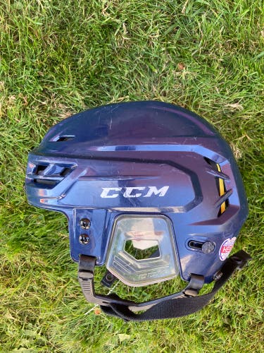Small CCM Tacks 310 Helmet
