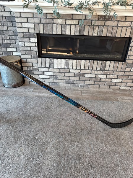 Senior CCM Jetspeed FT7 Pro Right Handed Hockey Stick P29+1/4 Pro Stock (New)