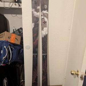 Men's 2022 All Mountain 181 cm Icelantic Nomad Skis Without Bindings (New)