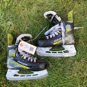 Bauer Vapor X4 Hockey Skates | Size Y12