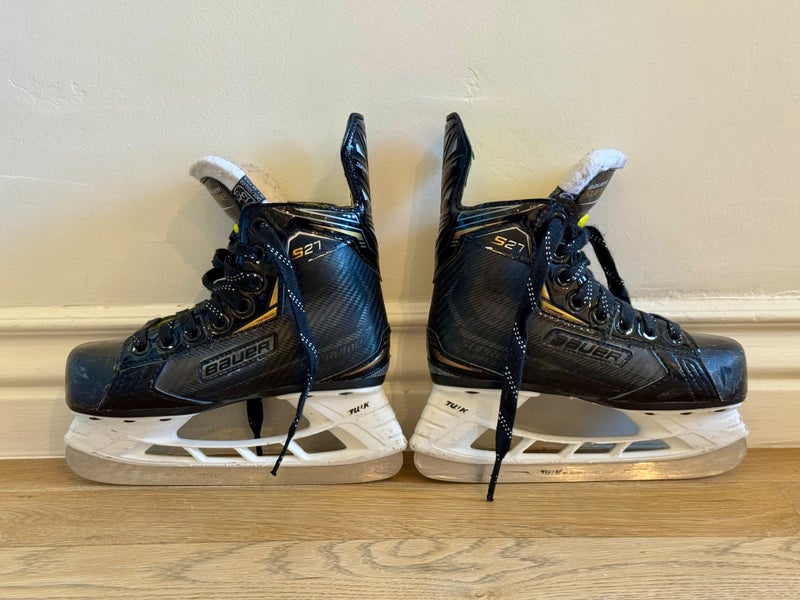 Bauer Supreme S27 Hockey Skates Regular Width Y13 (Used)