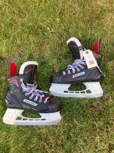 Bauer Vapor X:250 Hockey Skates | Size 3
