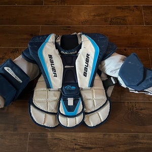 Medium Bauer Reactor 7000 Goalie Chest Protector (Used)