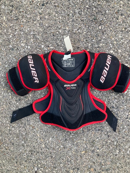 Junior Medium Bauer Vapor X700 Shoulder Pads