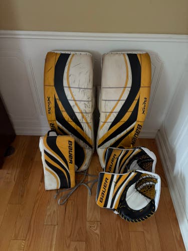 35" 2021 Bauer Hyperlite Regular Goalie Full Set Pro Stock (Used)