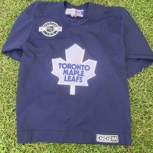 Toronto Maple Leafs Medium Adult CCM Jersey (Used)