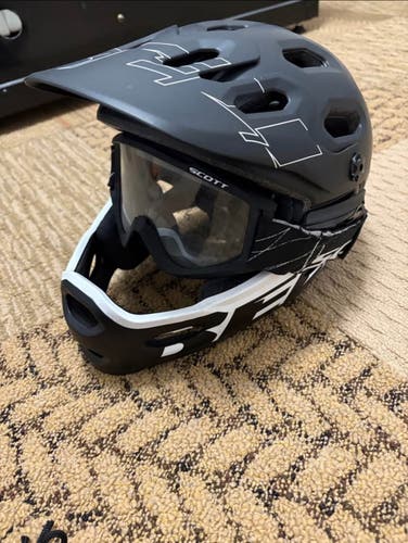 Large Bell Bike Helmet (New)