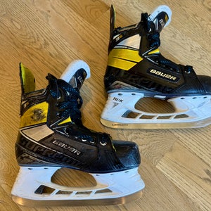 Bauer Supreme 3S Hockey Skates, Size 3