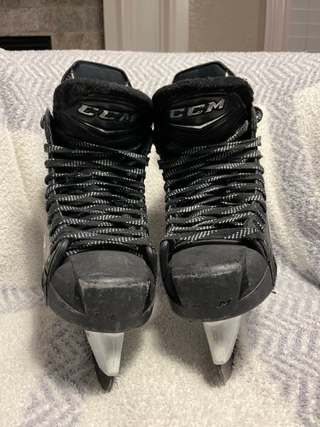 2021 CCM RibCor 80K Hockey Skates Regular Width Size 4.5 (Used)
