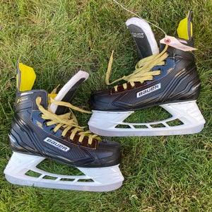 Bauer Supreme Strike Hockey Skates | Size 8