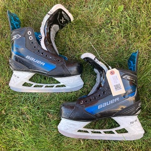 Bauer X Hockey Skates | Size 7EE