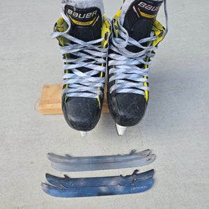 Bauer Supreme M4 Hockey Skates Size 4.5 (Used)