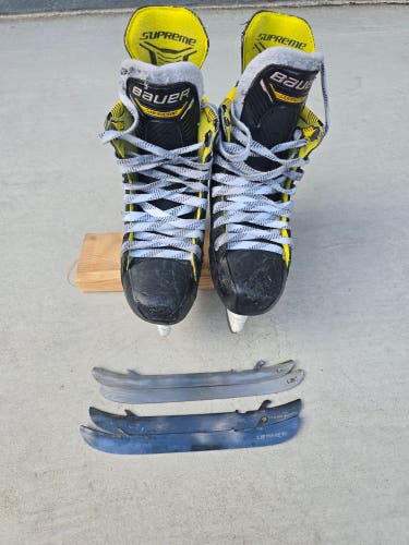 Bauer Supreme M4 Hockey Skates Size 4.5 (Used)