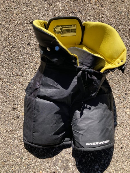 Junior Medium Sher-Wood Rekker EK40 Hockey Pants