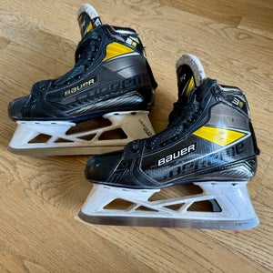 Bauer Supreme 3S Pro Hockey Goalie Skates, Size 4.5