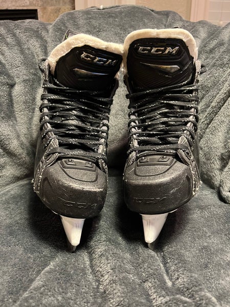 CCM RibCor 90K Hockey Skates Regular Width Size 5.5 (Used)