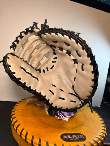 Mizuno MVP Prime RH First Base Softball Glove 13" (Used)