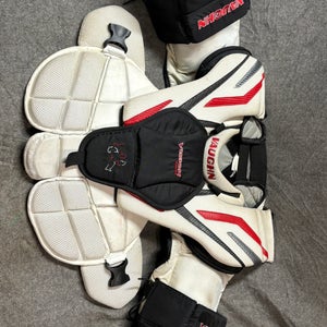 Large Vaughn Vision 9200 Goalie Chest Protector (Used)