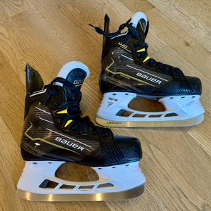 2024 Bauer Supreme M40 Hockey Skates, Size 3 EE, Extra Wide Width