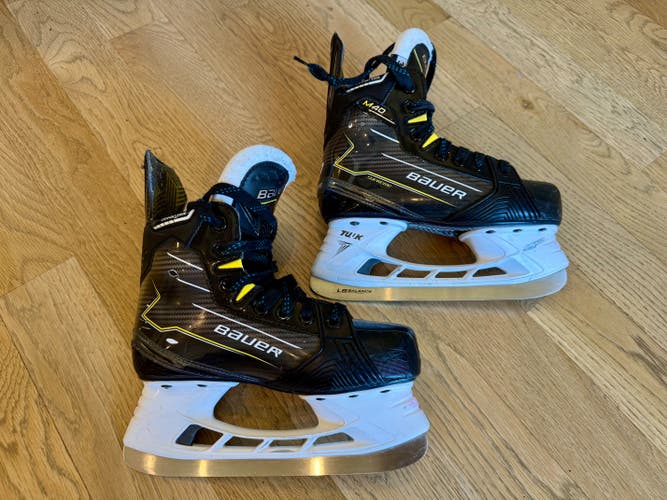 2024 Bauer Supreme M40 Hockey Skates, Size 3 EE, Extra Wide Width