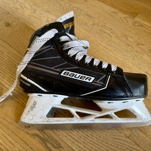 Bauer Supreme S170 Hockey Goalie Skates Regular Width Size 3.5 (Used)