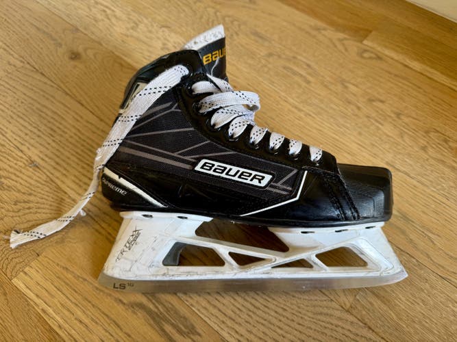 Bauer Supreme S170 Hockey Goalie Skates Regular Width Size 3.5 (Used)