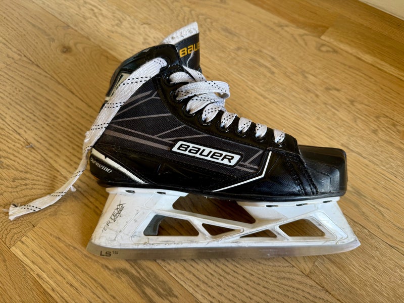 Bauer Supreme S170 Hockey Goalie Skates Regular Width Size 3.5 (Used)
