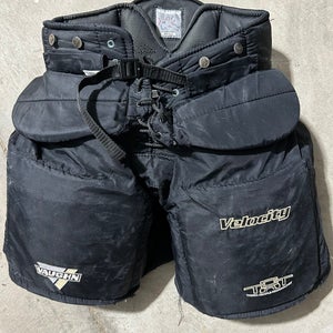 Senior Small Vaughn Velocity 7500 Hockey Goalie Pants (Used)