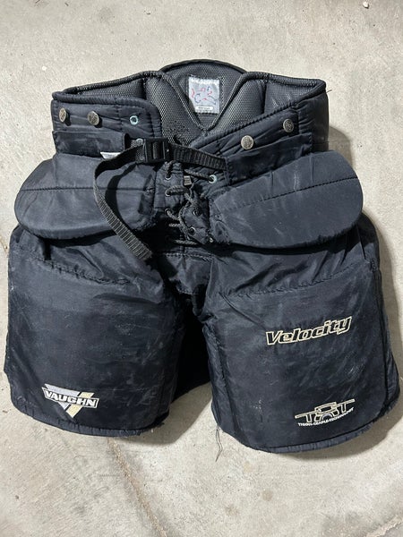 Senior Small Vaughn Velocity 7500 Hockey Goalie Pants (Used)