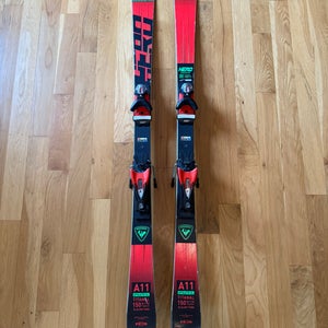 Unisex 2022 Rossignol Hero Athlete SL 150 cm Racing Skis With Bindings Max Din 12 (Used)