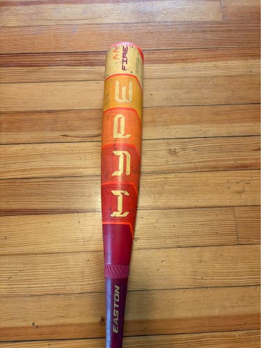 2025 Easton Hype Fire Composite USSSA Certified Bat (-8) 22 oz 30" (Used)