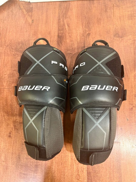 Bauer Pro Knee Guard / Pad Senior (Used)