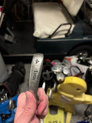 Women's Lynx 4 iron Right Handed Ladies Flex Graphite Shaft (Used)