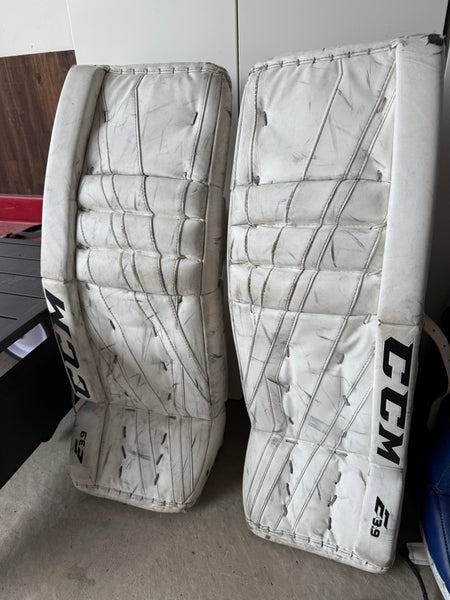30" CCM Goalie Leg Pads (Used)