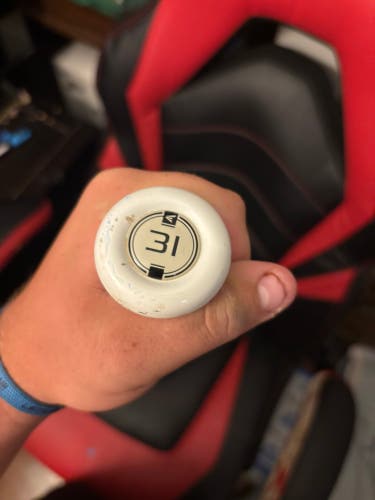 2017 Easton Bat (-11) 20 oz 31" (Used)