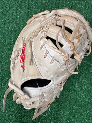 White Rawlings Liberty Advanced RH First Base Softball Glove 12.5" (Used)