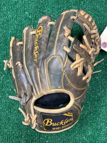 Black Buckler RH Baseball Glove 11.5" (Used)