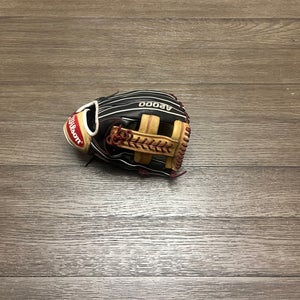 Wilson A2000 1785 11.75" Single Post Web