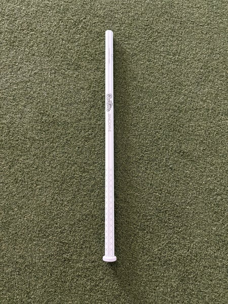White Carbon Fiber Showtime Lacrosse Shaft