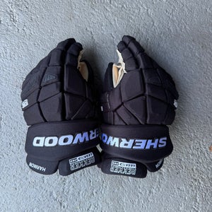 Sher-Wood Rekker Legend Pro Gloves 13" Pro Stock (New)