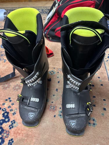 CLEAROUT!! Mondo 29 & 29.5 Rossignol All Mountain Ski Boots Soft Flex (Used)