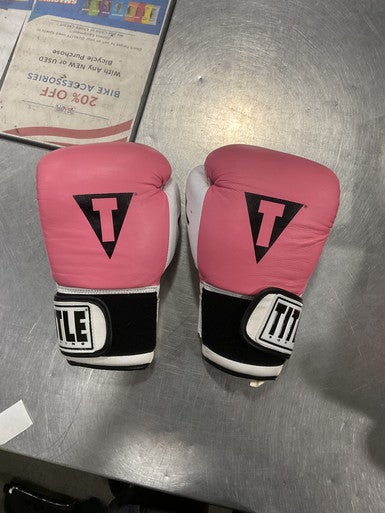 Used Title Boxing Gloves Pink MD 11614-S000222246