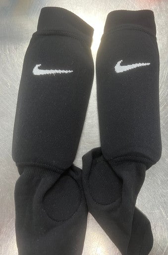 Used Nike Soccer Shin Guards Youth Black Junior 11497-S000152429