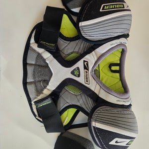 Nike Bauer Supreme 50 Hockey Shoulder Pads, Youth Small dry-fit