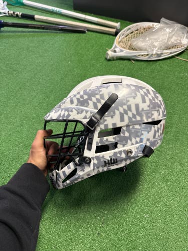 Maryland wrapped Cascade CS Youth Helmet (Used)