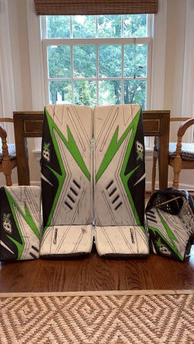 35" Brian's Optik 2 Custom Goalie Full Set (Used)