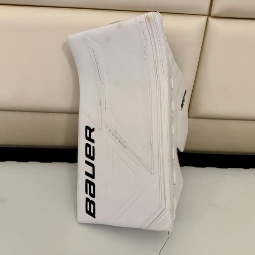 Bauer M5 Pro Blocker, Intermediate Regular (Used)