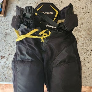 Junior Large CCM Tacks 6052 Hockey Pants (Used)