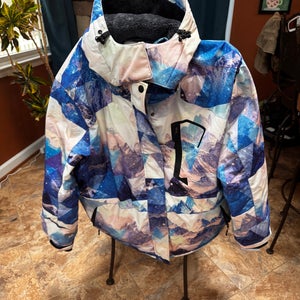 Plus Size Wantdo purple, blue and pink mountainscape Women's XXXL Jacket (Used 1 season)